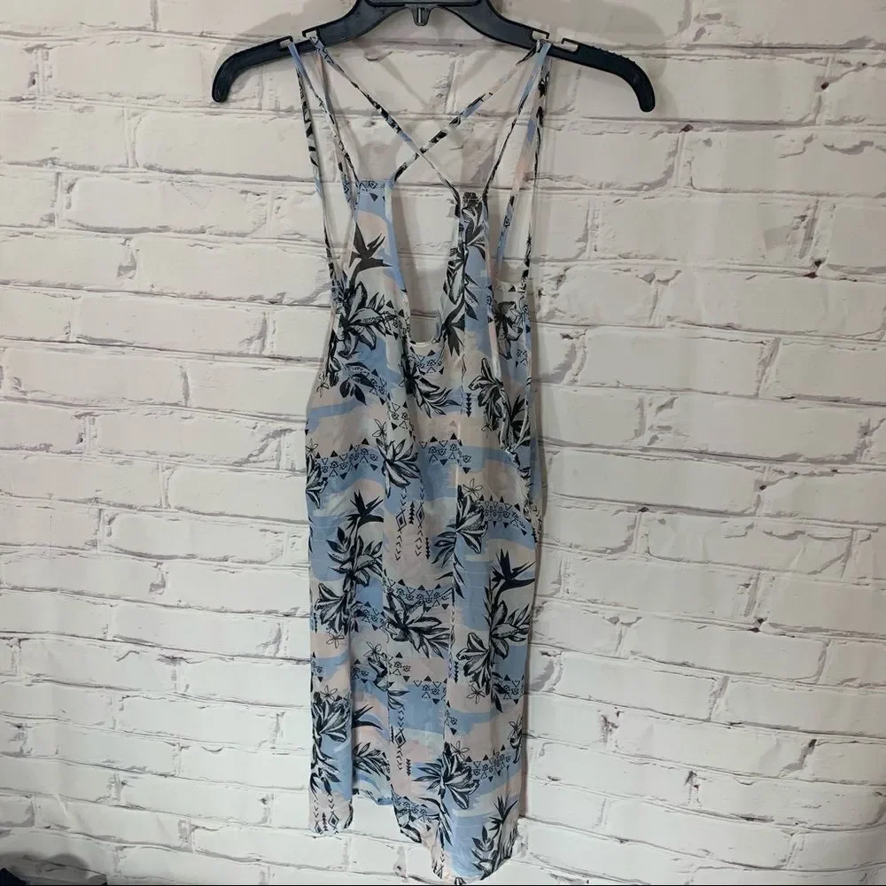 ‎Miken medium swim cover up - BNWT!